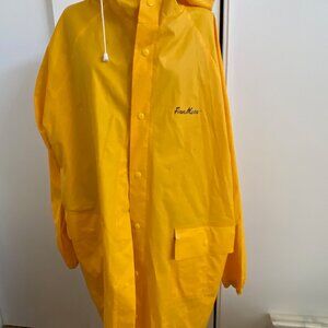 Sterns First Mate Fishing Jacket, Rain Jacket , Slicker, Unisex size Large